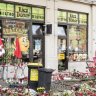 Muestras de solidaridad en el kebab atacado el pasado 9 de octubre en Halle (Alemania).-