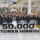 Los empleados de la Factoría de Motores de Valladolid celebran la producción del motor híbrido 50.000 .-HORSE