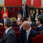 El presidente de la Generalitat, Quim Torra,  saluda a los lideres independentistas procesados por el proceso soberanista.-EFE / EMILIO NARANJO