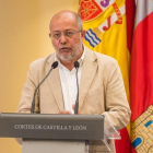 El portavoz de Ciudadanos en las Cortes, Francisco Igea, durante su intervención-ICAL