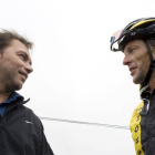 Johan Bruyneel (a la izquierda), junto a Lance Armstrong, en una imagen del 2008.-AP