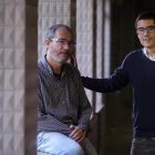 Los geólogos Mariano Yenes y José Nespereira en las instalaciones de la Universidad de Salamanca.-ENRIQUE CARRASCAL