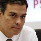 Pedro Sánchez en la reunión de la Ejecutiva del PSOE, antes de su encuentro con Mariano Rajoy.-SERGIO BARRENECHEA / EFE