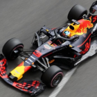 Daniel Ricciardo y su Red Bull-Renault, durante el GP de Mónaco de F-1. /-AFP / VALERY HACHE
