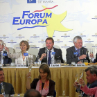 Jesús Julio Carnero, Isabel García Tejerina, Óscar Puente, Baudouin Havaux y Ana Cuevas durante la presentación del Concurso Mundial de Bruselas en Madrid.-RAQUEL P. VIECO