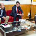 El presidente de la Diputación de León, Juan Martínez Majo, se reúne con el consejero de la Presidencia, José Antonio de Santiago-Juárez-Ical