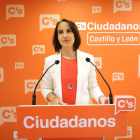 La coordinadora de Ciudadanos en Castilla y León, Pilar Vicente, comparece ante los medios de comunicación para analizar la actualidad política de la Comunidad.-ICAL