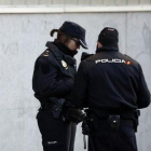 Agentes de la Policía Nacional-E.M