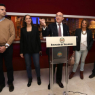 El presidente de la Diputación de Valladolid, Jesús Julio Carnero, apeló hoy a los valores de libertad y convivencia democrática, “que nunca se deben perder en la sociedad”, dijo en su intervención en la tradicional recepción navideña a los medios de comu-Ical