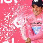 Richard Carapaz, último ganador del Giro.-AP