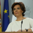 Soraya Sáenz de Santamaría comparece ante la prensa tras el Consejo de Ministros.-/ DAVID CASTRO
