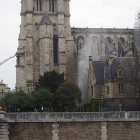 Notre Dame despué del incendio-E. PRESS
