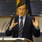 Rafael Hernando, en una rueda de prensa.-JUAN MANUEL PRATS
