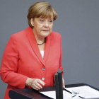 La cancillera Angela Merkel en el Bundestag.-Foto:   REUTERS / HANNIBAL HANSCHKE