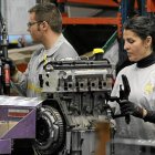 Cadena de Motores en la planta de Renault en Valladolid que podría ganar dos propulsores con el plan.-J. M. LOSTAU