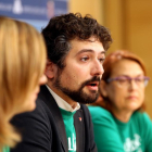 El procurador de Izquierda Unida-Equo, José Sarrión, y los miembros del Área de Educación, Rocío Anguita y Conchi Ayala, exponen y analizan la situación y consecuencias de la política educativa de Castilla y León-ICAL