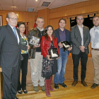 Los miembros del jurado junto a los ganadores del concurso Alberto Sanz Sánchez y Luis Carlos Fernández García-E.M
