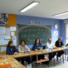 Ediles y responsables de instituciones participantes en la Mesa ‘Pajarillos en Red: otro Pajarillos es posible’.-E. M.