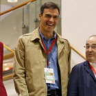 Idoia Mendia, líder del PSE, Pedro Sánchez y Miquel Iceta, este sábado en Bilbao.-EFE / LUIS TEJIDO