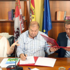 José Antonio de Santiago-Juárez (derecha), preside la Comisión de Seguimiento del Acuerdo Marco.-ICAL