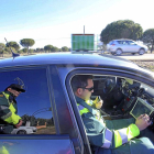 Un radar móvil de la Guardia Civil.-ICAL