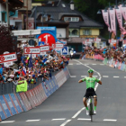 Pierre Rolland triunfa en el Giro.-LUK BENIES / AFP