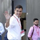 Pedro Sánchez, a su llegada al congreso del PSOE.-DAVID CASTRO