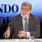 Santiago Aparicio durante ‘La Quinta Esquina’, programa emitido en La 8 Valladolid.-J. M. LOSTAU