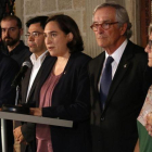 Declaración institucional de la alcaldesa junto con los representantes de los grupos PDeCAT, ERC, CUP y el regidor no adscrito.-PATRICIA MATEOS/ACN