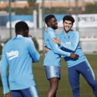 Umtiti, durante el entrenamiento de este viernes.-FC BARCELONA