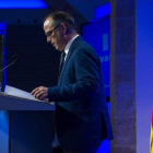 Apunta que el referéndum se hará pese a que el Gobierno es capaz de todo; incluidas detenciones de conseller.-JORDI COTRINA