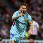 Messi festeja su gol en San Mamés.-EFE