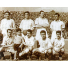 Once de esa temporada 48-49: Soler, Babot, Coque, Vaquero, Busquet, Hilario (arriba), Peralta, Rafa, Ortega, Lasala y Mario (abajo).