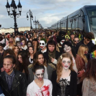 Estación de Burdeos el día de Halloween.-AFP / MEHDI FEDOUACH