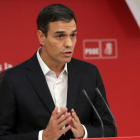 Pedro Sánchez valora el 1-O en la sede del PSOE.-PERIODICO (EFE / ZIPI)