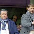 Miguel Ángel Gómez y Carlos Suárez en el palco de Zorrilla-J.M. LOSTAU