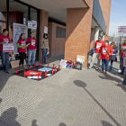 Concentración en en el hospital El Bierzo de Ponferrada, de la Plataforma de Afectados por la Hepatitis C para pedir tratamiento-Ical