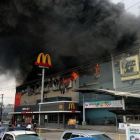Incendio en un centro comercial en Davao (Filipinas).-SOCIAL MEDIA