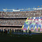 Pancarta de apoyo a La Masia, el pasado 5 de abril en las gradas del Camp Nou.-Foto: JORDI COTRINA