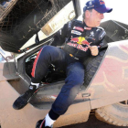 Carlos Sainz ha abandonado el Dakar.-AFP / FRANCK FIFE