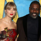 Taylor Swift e Idris Elba, en el estreno mundial de la película ’Cats’, este martes en Nueva York.-FILMMAGIC