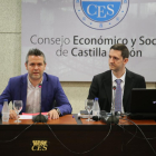 Jornada 'Industria 4.0. Una oportunidad, una obligación' en la que participa el secretario de Política Sindical, Industria y Empleo de UGT en Castilla y León, José Raúl Santa Eufemia (I)-ICAL