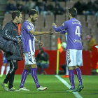 Deivid, en el momento de ser sustituido por Kiko Olivas en el partido frente al Granada.-PHOTO-DEPORTE