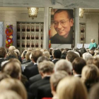 Ceremonia de entrega del Nobel de la Paz en la que fue premiado Liu Xiaobo, en diciembre del 2010.-EFE / HEIKO JUNGE