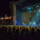 Los Secretos durante el concierto que ofrecieron en Ávila, dentro del festival Veranos en la Muralla. / ICAL Ricardo Muñoz
