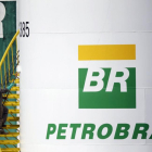 Una de las refinerías de 'Petrobras' la petrolera estatal de Brasil-UESLEI MARCELINO / REUTERS