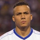 Arnold Peralta, con la camiseta de Honduras antes de disputar un amistoso contra Venezuela en el 2014.-AP / MOISÉS CASTILLO