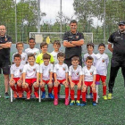 Jugadores y técnicos del Arroyo Pisuerga, club anfitrión.-EM