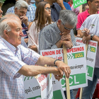 Agricultores y ganaderos en la protesta provincial convocada por Asaja y UCCL.-E.M.