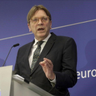 El líder de los liberales europeos (ALDE), Guy Verhofstadt.-AP / OLIVIER MATTHYS